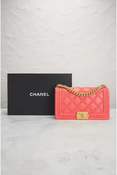 Chanel Chanel Lambskin Boy Bag | Thumbnail 10 Chanel Chanel Lambskin Boy Bag | Thumbnail 10