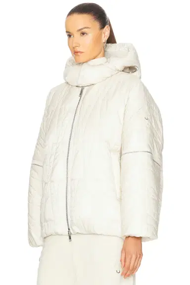 Moncler Genius X Willow Smith Haissa Jacket | Thumbnail 5 Moncler Genius X Willow Smith Haissa Jacket | Thumbnail 5
