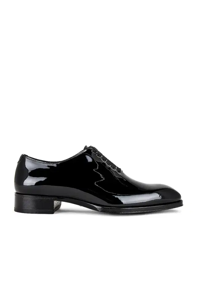 TOM FORD Elkan Patent Evening Lace Up