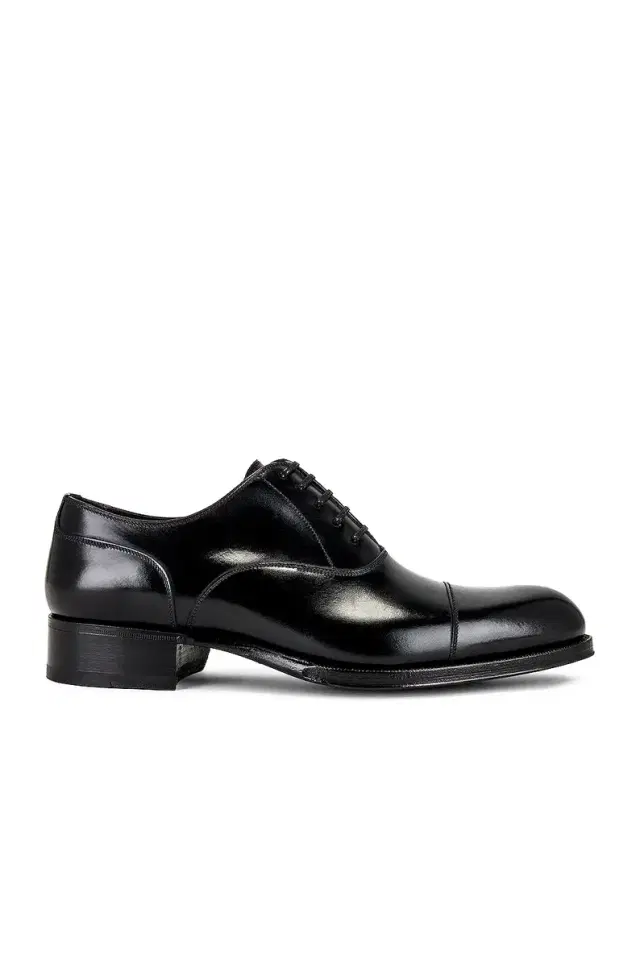 Edgar Lace Up Dress Shoe
