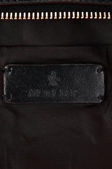 Moncler Keoni Cross Body Bag | Thumbnail 6 Moncler Keoni Cross Body Bag | Thumbnail 6