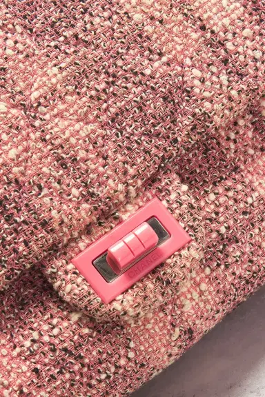 Chanel Chanel Tweed 2.55 Reissue Flap Bag | Thumbnail 5 Chanel Chanel Tweed 2.55 Reissue Flap Bag | Thumbnail 5