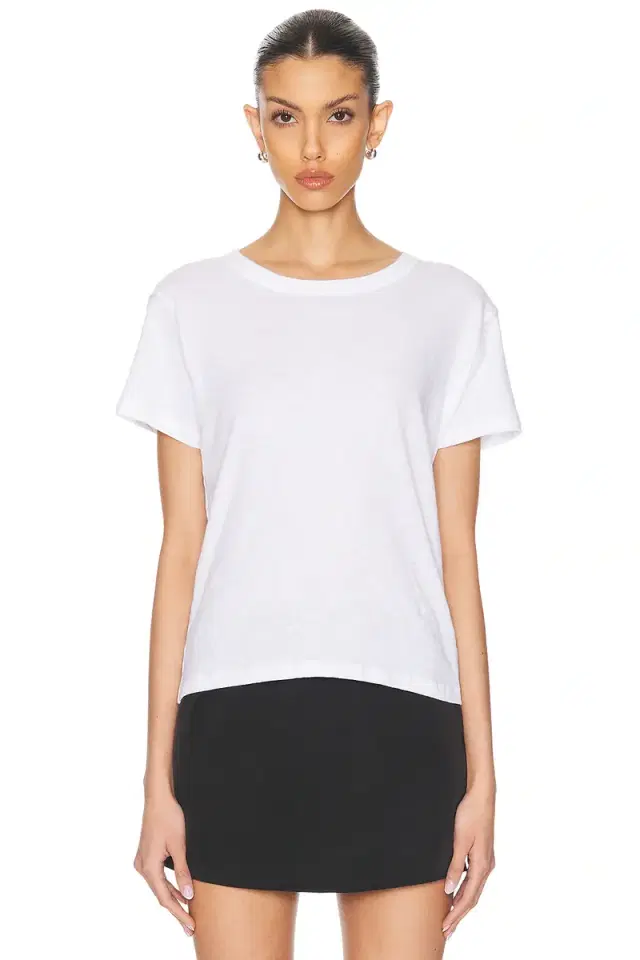 Laura Margo Tee