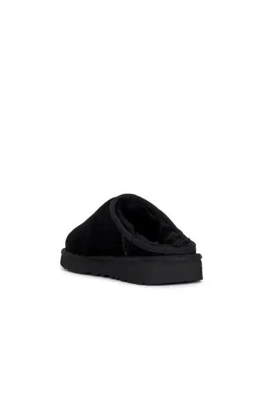 UGG Classic Slip On | Thumbnail 3 UGG Classic Slip On | Thumbnail 3