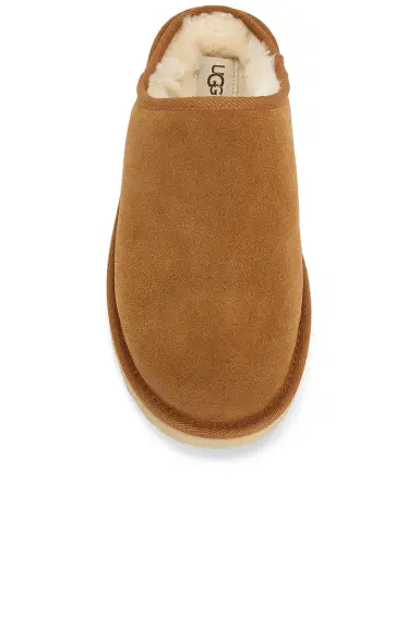UGG Classic Slip On | Thumbnail 4