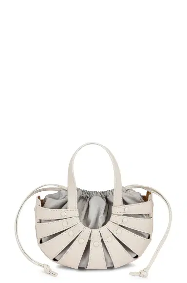 Bottega Veneta Bottega Veneta The Shell Small Bag | Thumbnail 2 Bottega Veneta Bottega Veneta The Shell Small Bag | Thumbnail 2