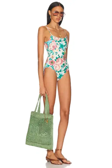 Chloé Summer Banana Tote Bag | Thumbnail 2 Chloé Summer Banana Tote Bag | Thumbnail 2