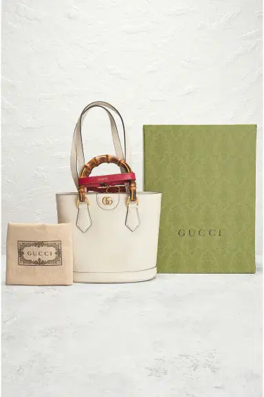 FWRD Renew Gucci Diana Tote Bag | Thumbnail 11