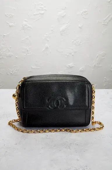 Chanel Chanel Caviar Vintage Timeless Camera Bag | Thumbnail 2 Chanel Chanel Caviar Vintage Timeless Camera Bag | Thumbnail 2