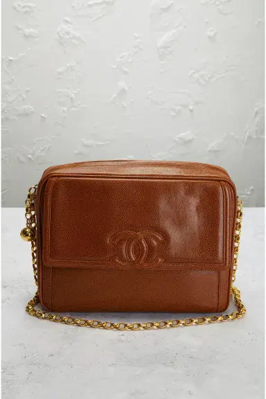 Chanel Chanel Caviar Vintage Timeless Camera Bag | Thumbnail 2 Chanel Chanel Caviar Vintage Timeless Camera Bag | Thumbnail 2