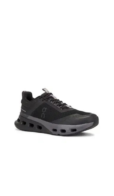 ON Cloudnova X Sneakers | Thumbnail 2 ON Cloudnova X Sneakers | Thumbnail 2