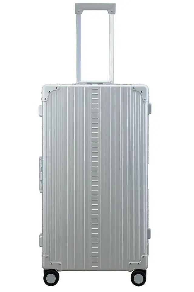 International Trunk Checked 30 Suitcase