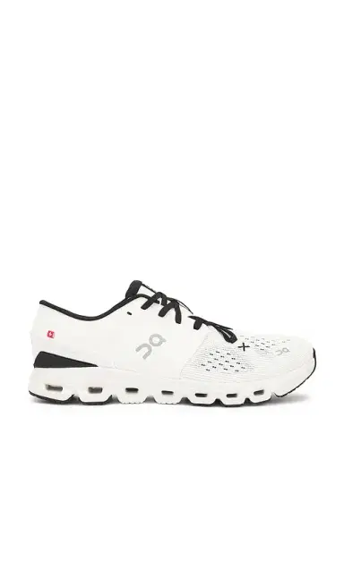 ON Cloud X 4 Sneaker | Thumbnail 1 ON Cloud X 4 Sneaker | Thumbnail 1