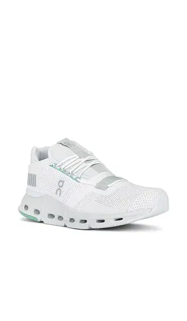 ON Cloudnova Sneaker | Thumbnail 2