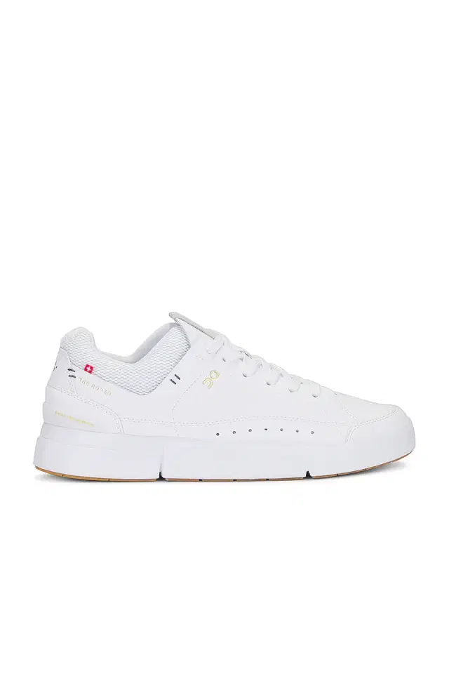 ON The Roger Centre Court Sneaker