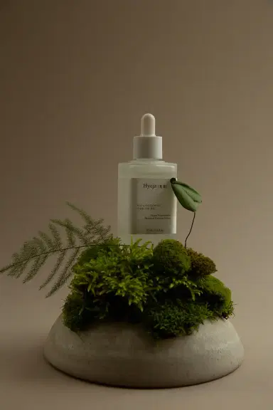Hyeja Vegan Niacinamide Heartleaf Calming Serum | Thumbnail 2