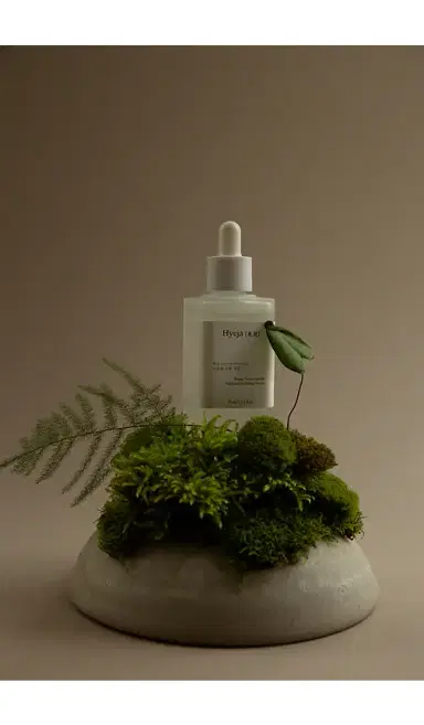 Hyeja Vegan Niacinamide Heartleaf Calming Serum | Thumbnail 4