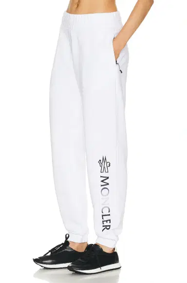 Moncler Logo Degrade Jogger In White | Thumbnail 3