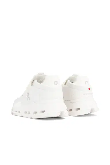 ON Cloudnova 2 Sneaker | Thumbnail 3 ON Cloudnova 2 Sneaker | Thumbnail 3