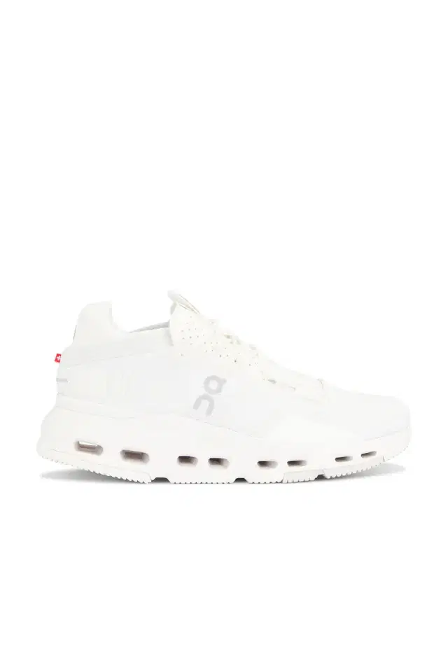On Cloudnova 2 Sneaker