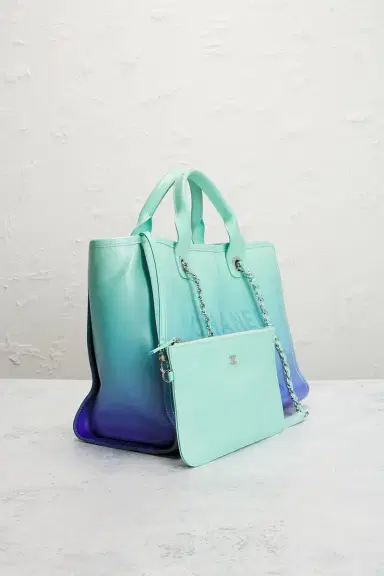Chanel Chanel Deauville MM Tote Bag | Thumbnail 4 Chanel Chanel Deauville MM Tote Bag | Thumbnail 4