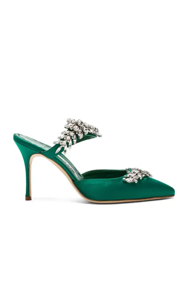 Manolo Blahnik Satin Lurum 90 Pump