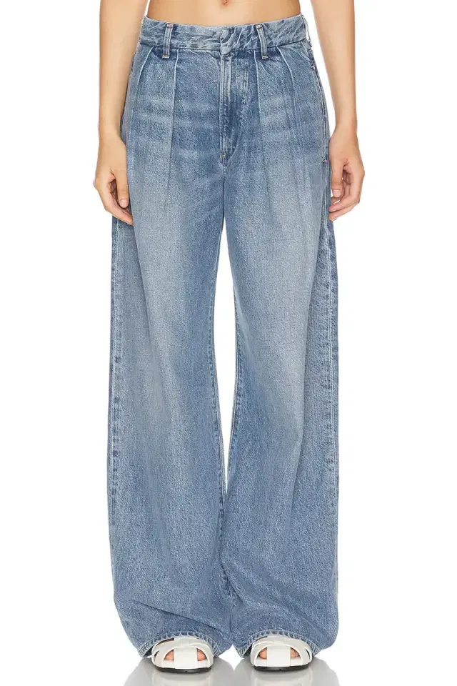 Citizens of Humanity Petra Pleated Wide Leg Jeans