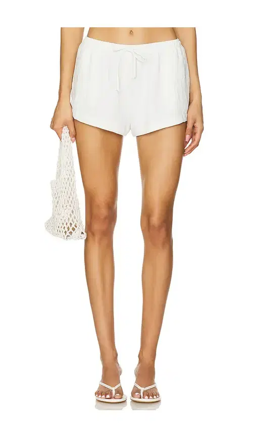 Pheby Short