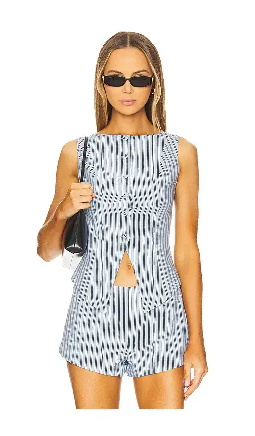 Alerie Button Front Top