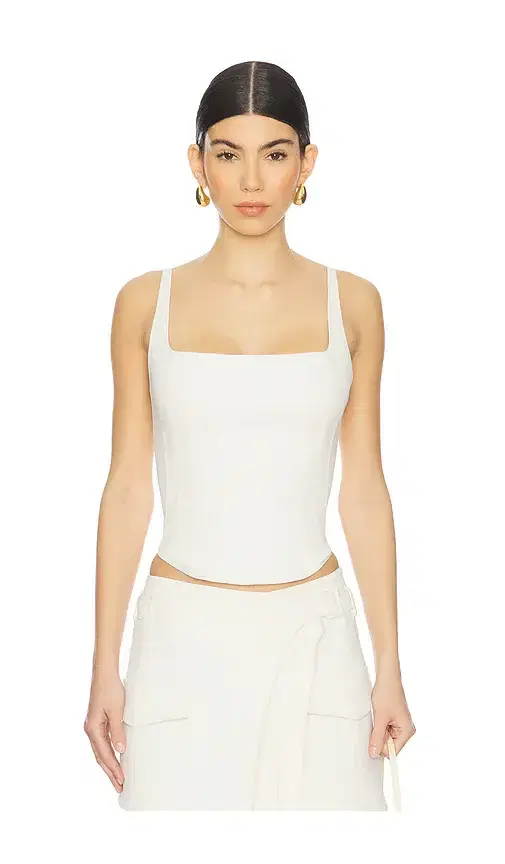 Kimberly Taylor Juliette Bustier