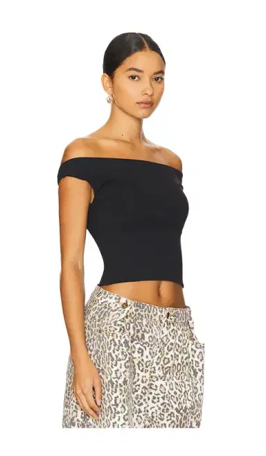 ALL THE WAYS Kelli Off Shoulder Top | Thumbnail 2