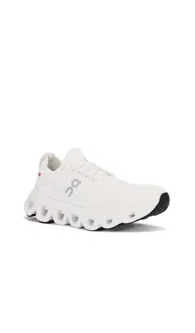 ON Cloudswift 4 Sneaker | Thumbnail 2