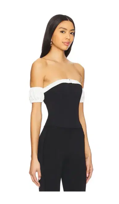MORE TO COME Caitlyn Off Shoulder Top | Thumbnail 2