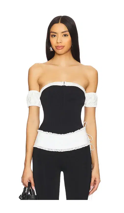 Caitlyn Off Shoulder Top