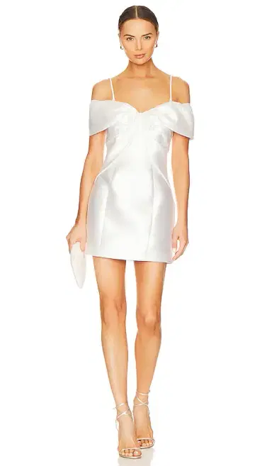 ELLIATT Espousal Dress | Thumbnail 2