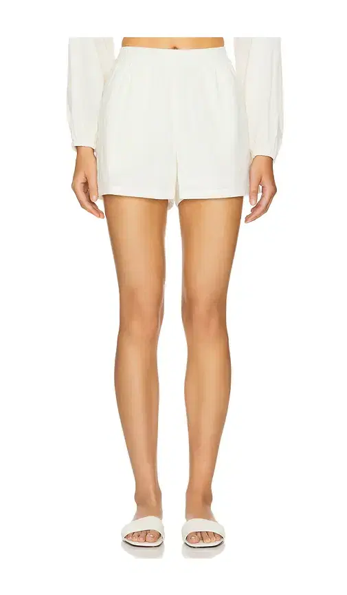 Bora Short