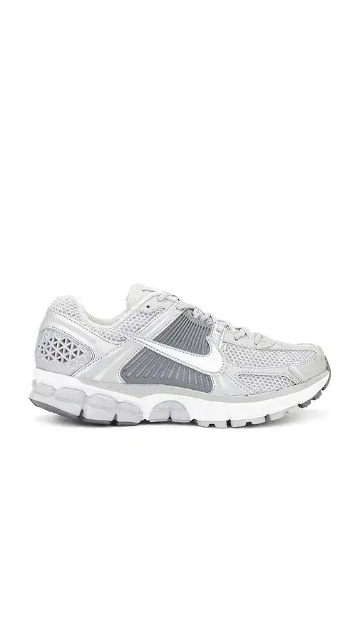 Nike Zoom Vomero 5