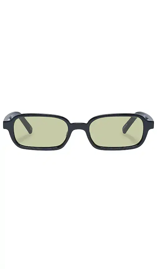 Le Specs Pilferer