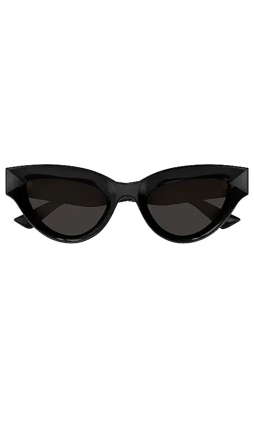 Edgy Cat Eye Sunglasses