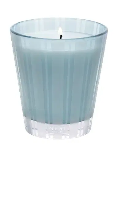 NEST New York Driftwood & Chamomile Classic Candle | Thumbnail 1 NEST New York Driftwood & Chamomile Classic Candle | Thumbnail 1