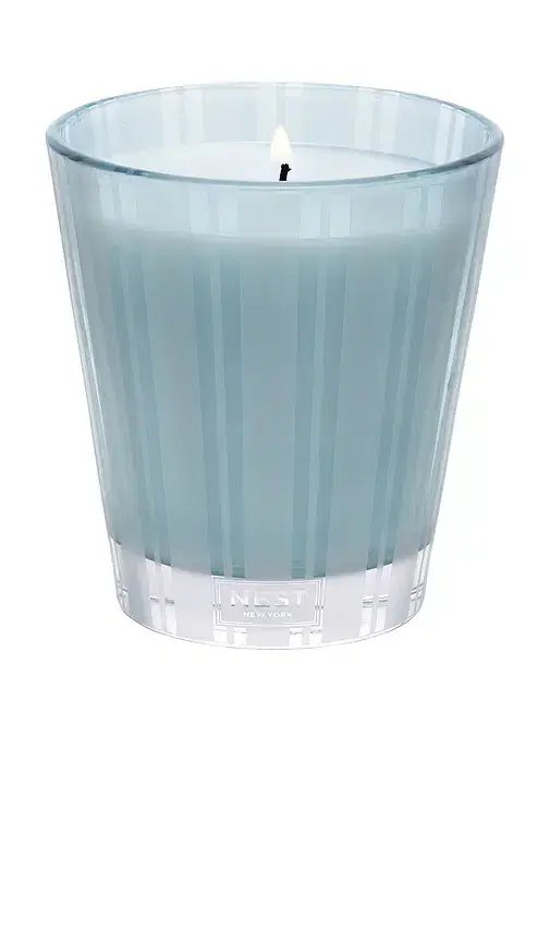NEST New York Driftwood & Chamomile Classic Candle
