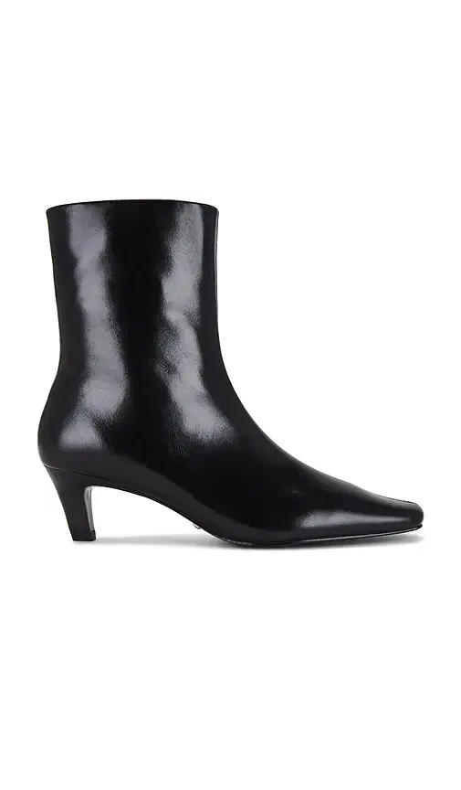 Lauren Boot