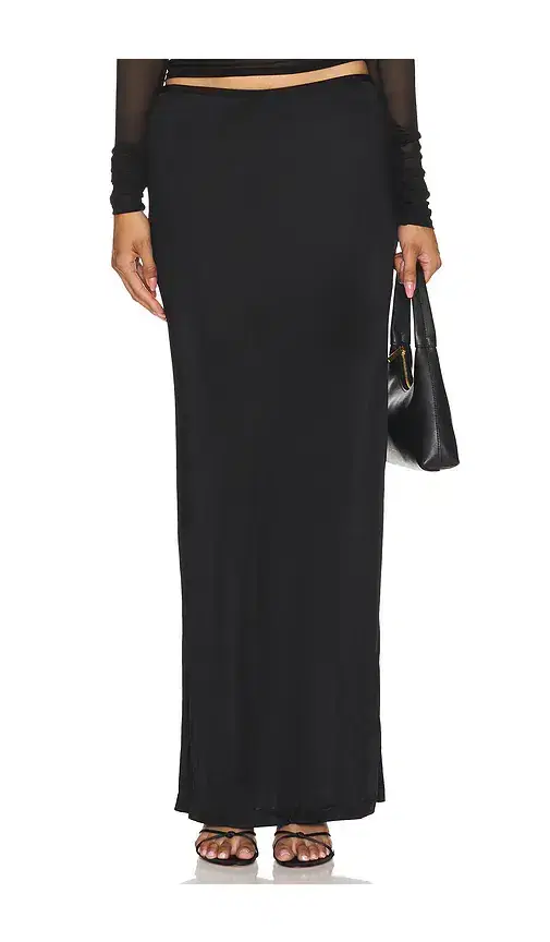 Fluid Skirt