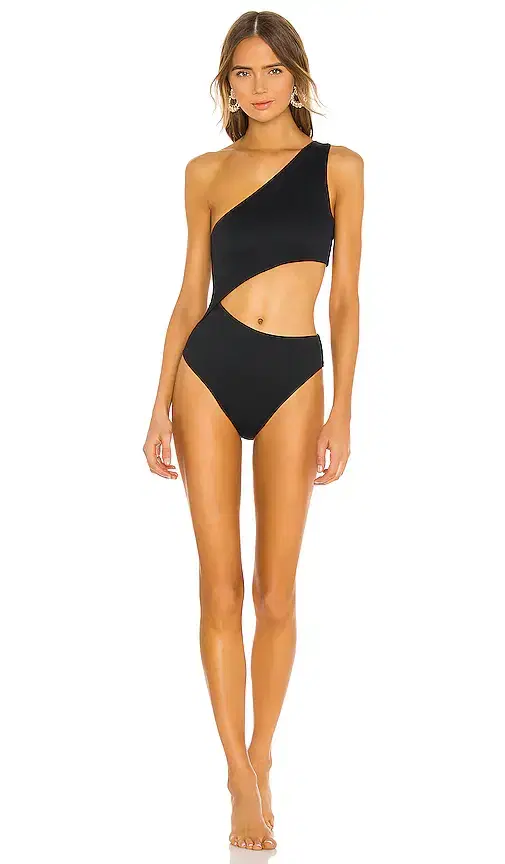 BEACH RIOT Celine One Piece