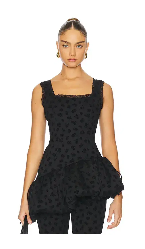Claira Asymmetric Top