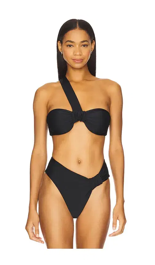 the Alexi Top