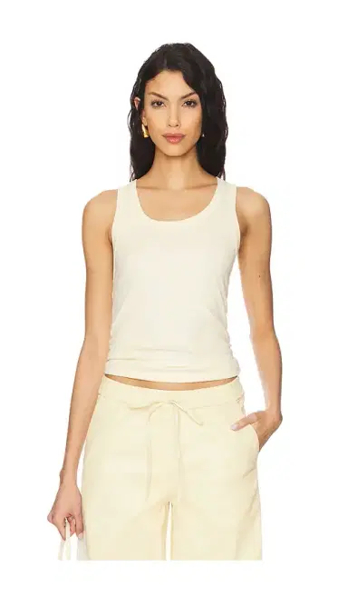 Sprwmn Fitted Scoop Tank Top | Thumbnail 1