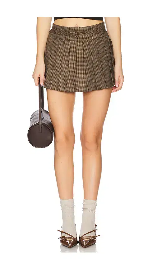 Hina Skort