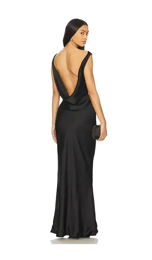 Sleeveless Low Back Drape Gown