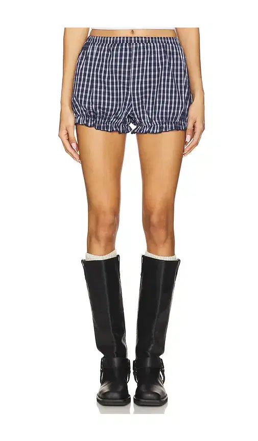 MORE TO COME Jessie Bloomers
